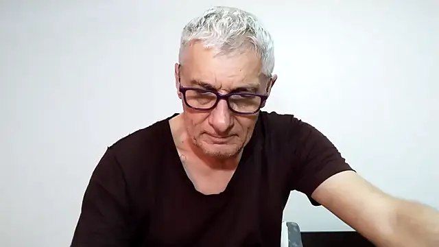 Snapshot of BIGUNCUTHARDCOCK chatting on 02.28.26 BIGUNCUTHARDCOCK online show from 02.28.26