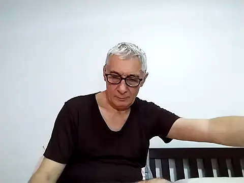 BIGUNCUTHARDCOCK online show from 04.11.26