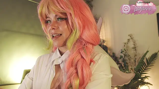 Snapshot of loIijanne chatting on 02.06.25 loIijanne online show from 02.06.25