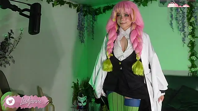 loIijanne online show from 11.18.25