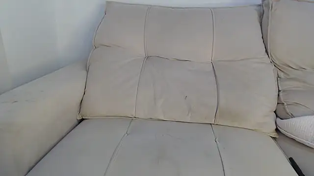 AninhaSampaio online show from 12.18.25