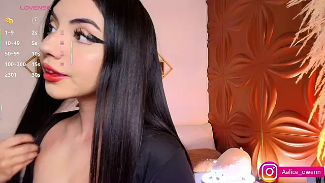 Aliceowenn online show from 09.27.25