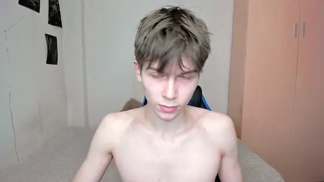 Makentoshi  online show from 03.22.25