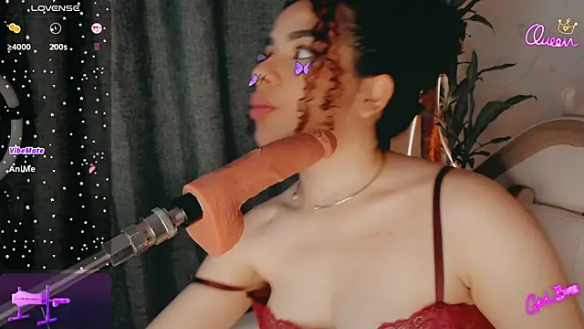 Queen Deepthroat online show from 05.19.26