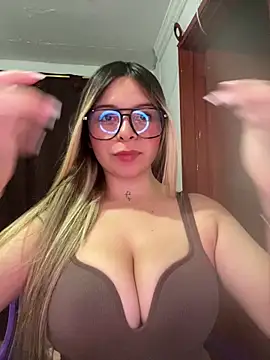 CristalGmez online show from 03.31.26