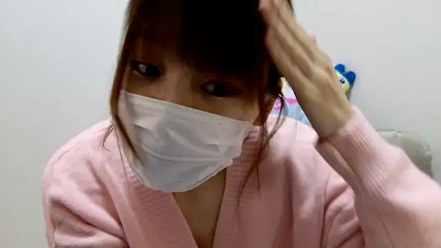 Snapshot of hi---chan- chatting on 12.15.24 hi---chan- online show from 12.15.24