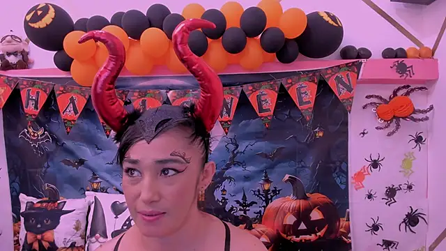 charlotte-11 online show from 10.23.25