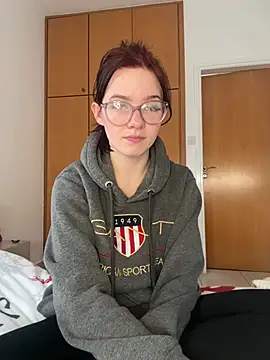 Snapshot of RoxiBlack chatting on 02.12.26 RoxiBlack online show from 02.12.26