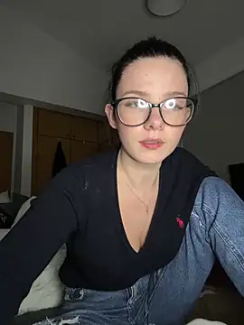 Snapshot of RoxiBlack chatting on 02.20.26 RoxiBlack online show from 02.20.26