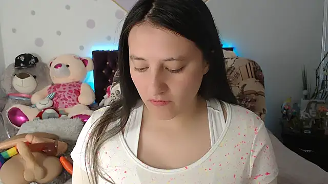 Snapshot of Lorenahot_06 chatting on 02.24.25 Lorenahot 06 online show from 02.24.25