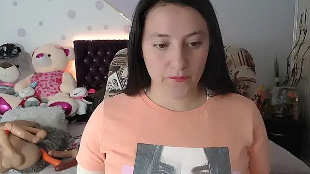 Snapshot of Lorenahot_06 chatting on 03.03.25 Lorenahot 06 online show from 03.03.25