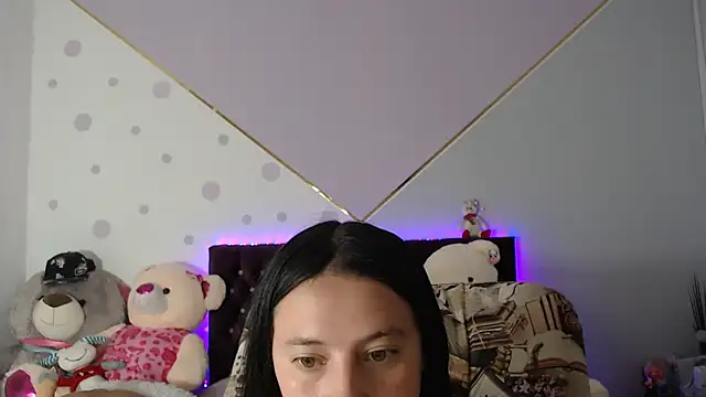 Snapshot of Lorenahot_06 chatting on 09.10.25 Lorenahot 06 online show from 09.10.25