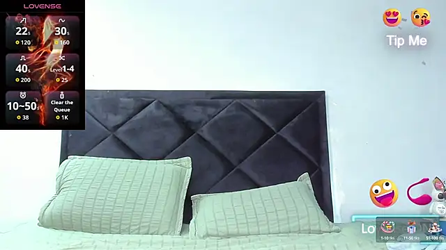 Snapshot of Dancelwashington chatting on 09.20.25 Dancelwashington online show from 09.20.25