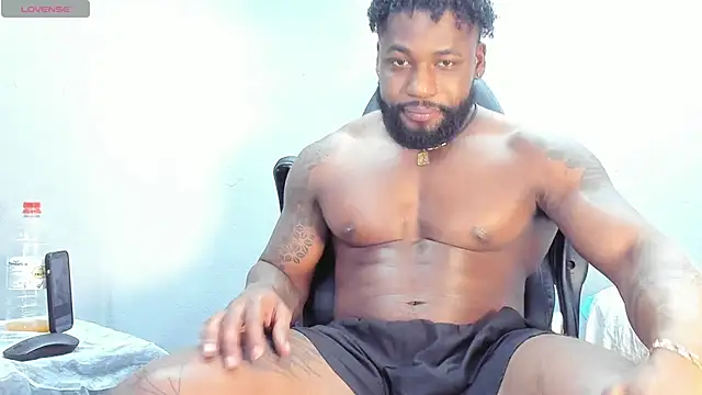 Snapshot of Dancelwashington chatting on 09.27.25 Dancelwashington online show from 09.27.25