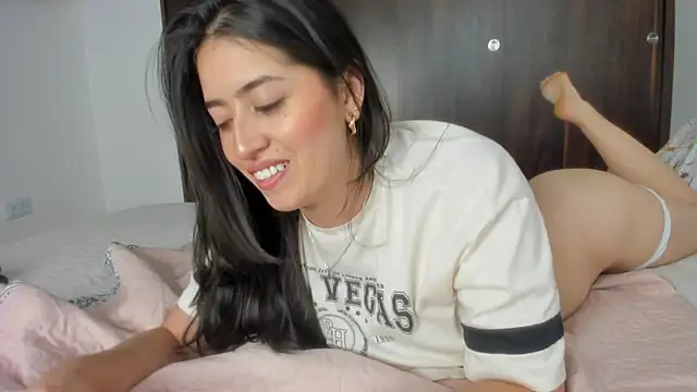 Snapshot of ChanellGV chatting on 02.03.25 ChanellGV online show from 02.03.25