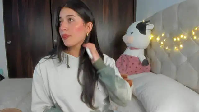 Snapshot of ChanellGV chatting on 03.21.25 ChanellGV online show from 03.21.25