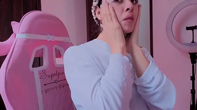 Snapshot of ChanellGV chatting on 02.15.26 ChanellGV online show from 02.15.26