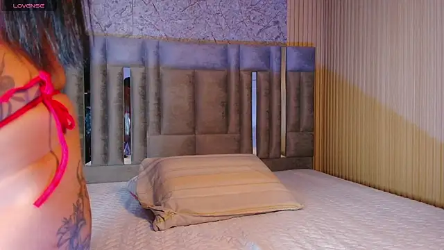 cattaleeyaa online show from 12.16.25