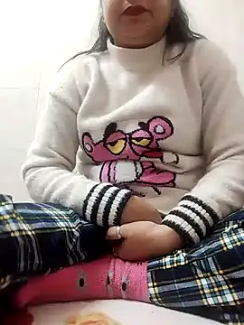 Snapshot of Husnpari20 chatting on 12.18.24 Husnpari20 online show from 12.18.24