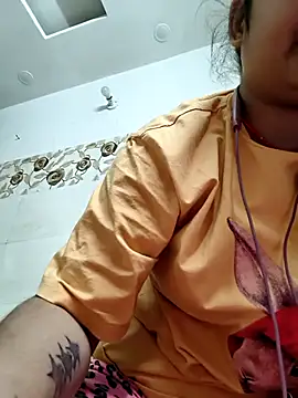 Snapshot of Husnpari20 chatting on 03.04.25 Husnpari20 online show from 03.04.25