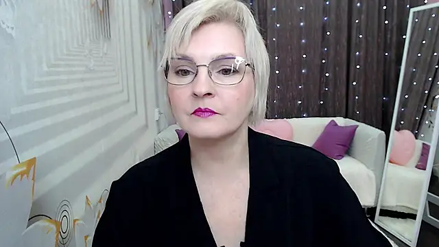 BlondeBrilliant7 online show from 01.21.25