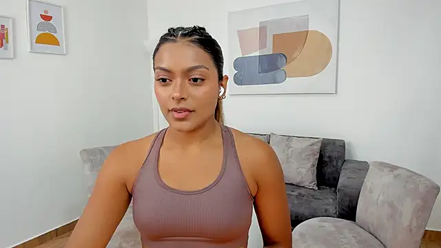 Snapshot of amandaconner chatting on 02.25.25 amandaconner online show from 02.25.25