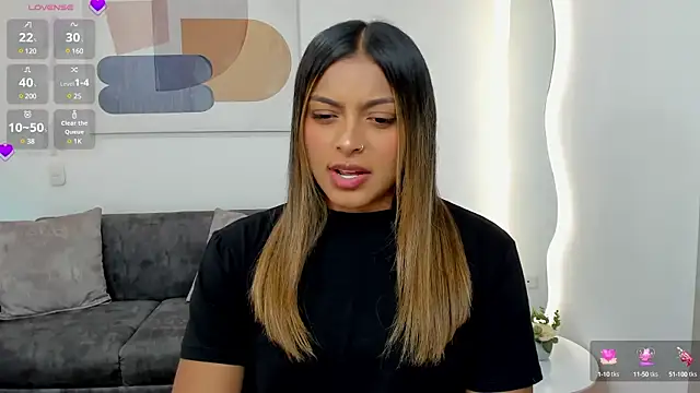Snapshot of amandaconner chatting on 03.20.25 amandaconner online show from 03.20.25