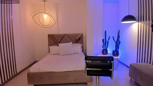 sarawinstone online show from 02.20.25