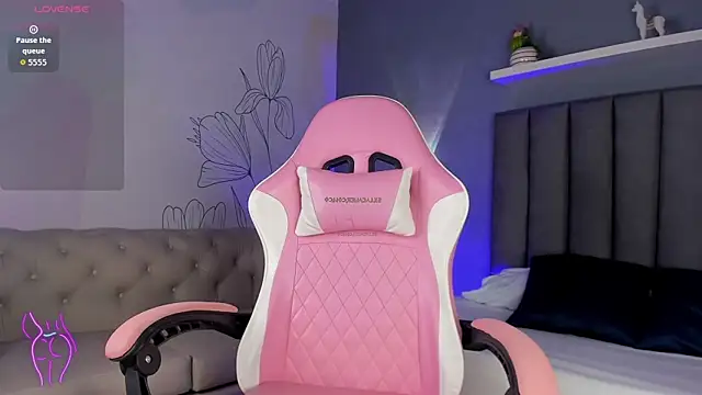 atenea jones online show from 10.23.25