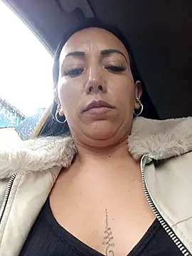 Laura martin  online show from 02.14.25