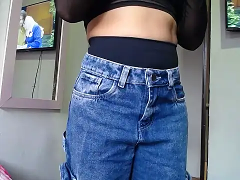 Laura martin  online show from 11.15.25