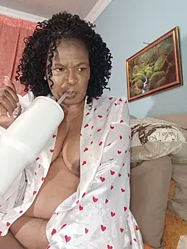 TALLNSEXY48 online show from 05.26.26