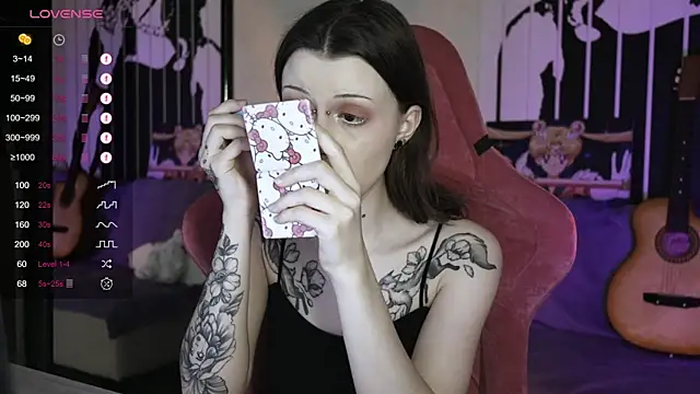 prettybones online show from 12.25.24