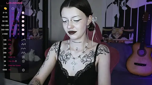 prettybones online show from 12.30.24