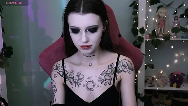 prettybones online show from 02.07.26