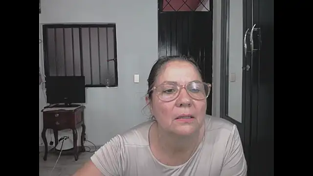 Stepmom slut 50 online show from 02.19.26