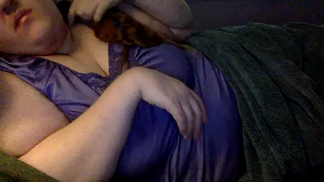 Snapshot of bbwkitkat87 chatting on 07.14.26 bbwkitkat87 online show from 07.14.26