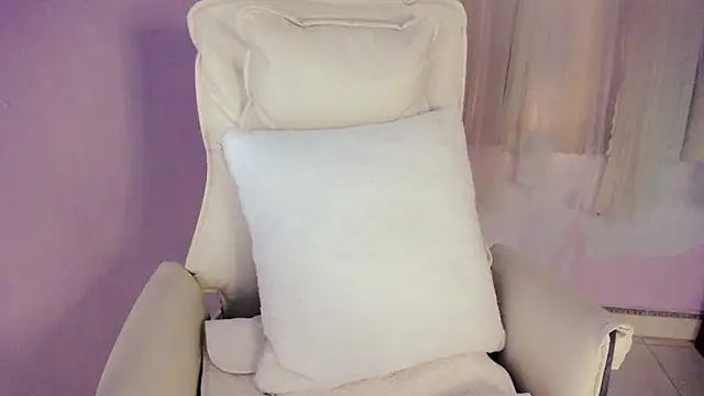   18Angel   online show from 11.19.25