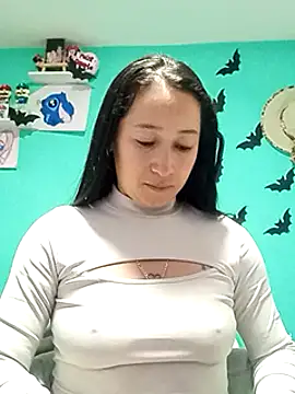 emilypoppy3 online show from 02.05.25