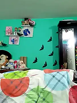 emilypoppy3 online show from 03.20.25