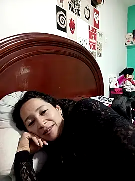 emilypoppy3 online show from 10.02.25