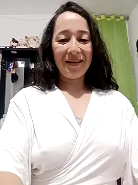 emilypoppy3 online show from 02.03.26