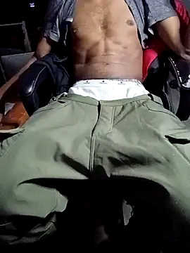 Maastercumm online show from 12.17.25