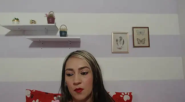 Snapshot of kimberlyvega chatting on 02.22.25 kimberlyvega online show from 02.22.25