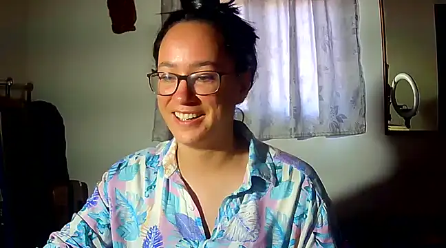 Snapshot of brittanycheeks chatting on 12.04.24 brittanycheeks online show from 12.04.24