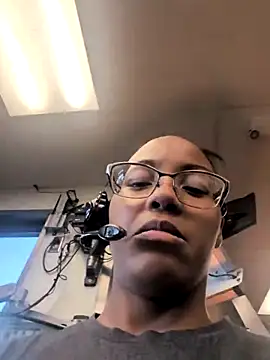 samone9 online show from 02.08.26