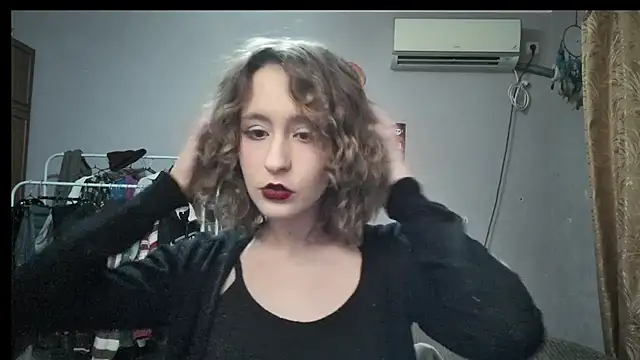 JoannaTompson online show from 12.13.24