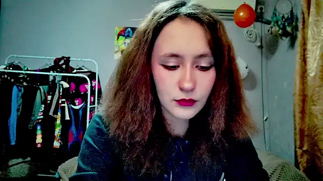 JoannaTompson online show from 10.28.25