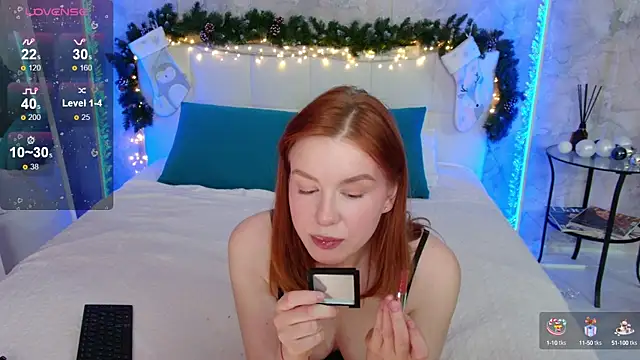 Snapshot of LucyHornyDoll chatting on 12.28.24 LucyHornyDoll online show from 12.28.24