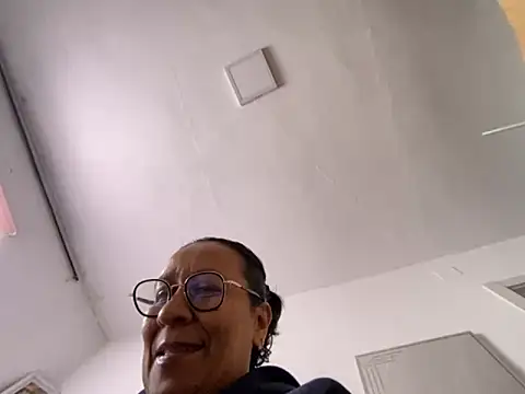 sweeviolet online show from 09.24.25